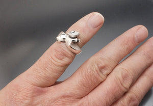 sea otter ring ,  silver