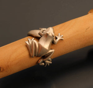 frog ring, silver