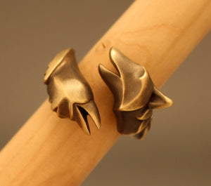 raven and wolf ring classic bronze finish