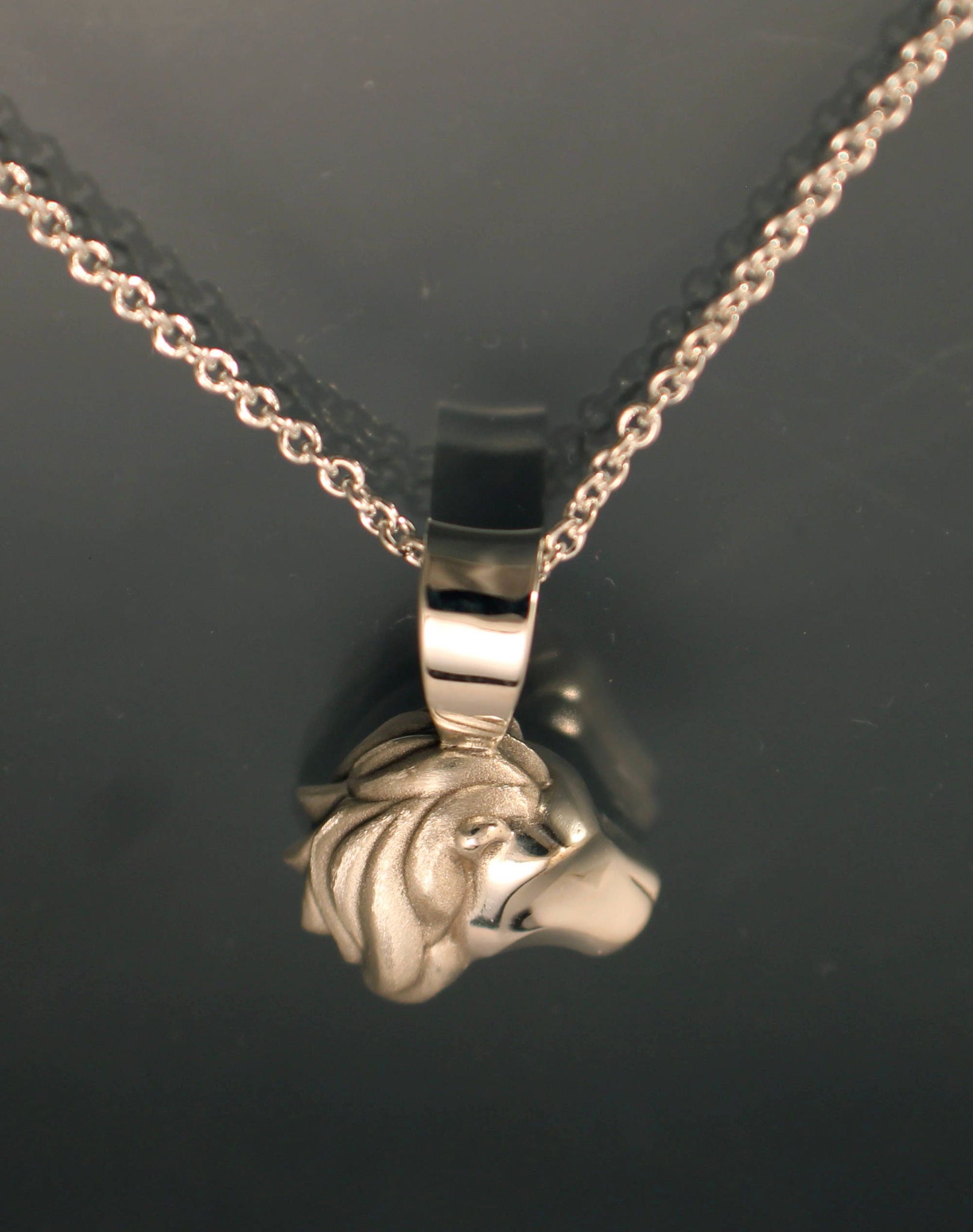 lion  pendant silver