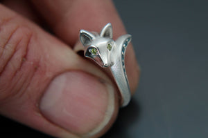 baby fox ring with diamond tail