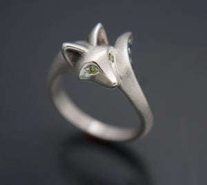 baby fox ring with diamond tail