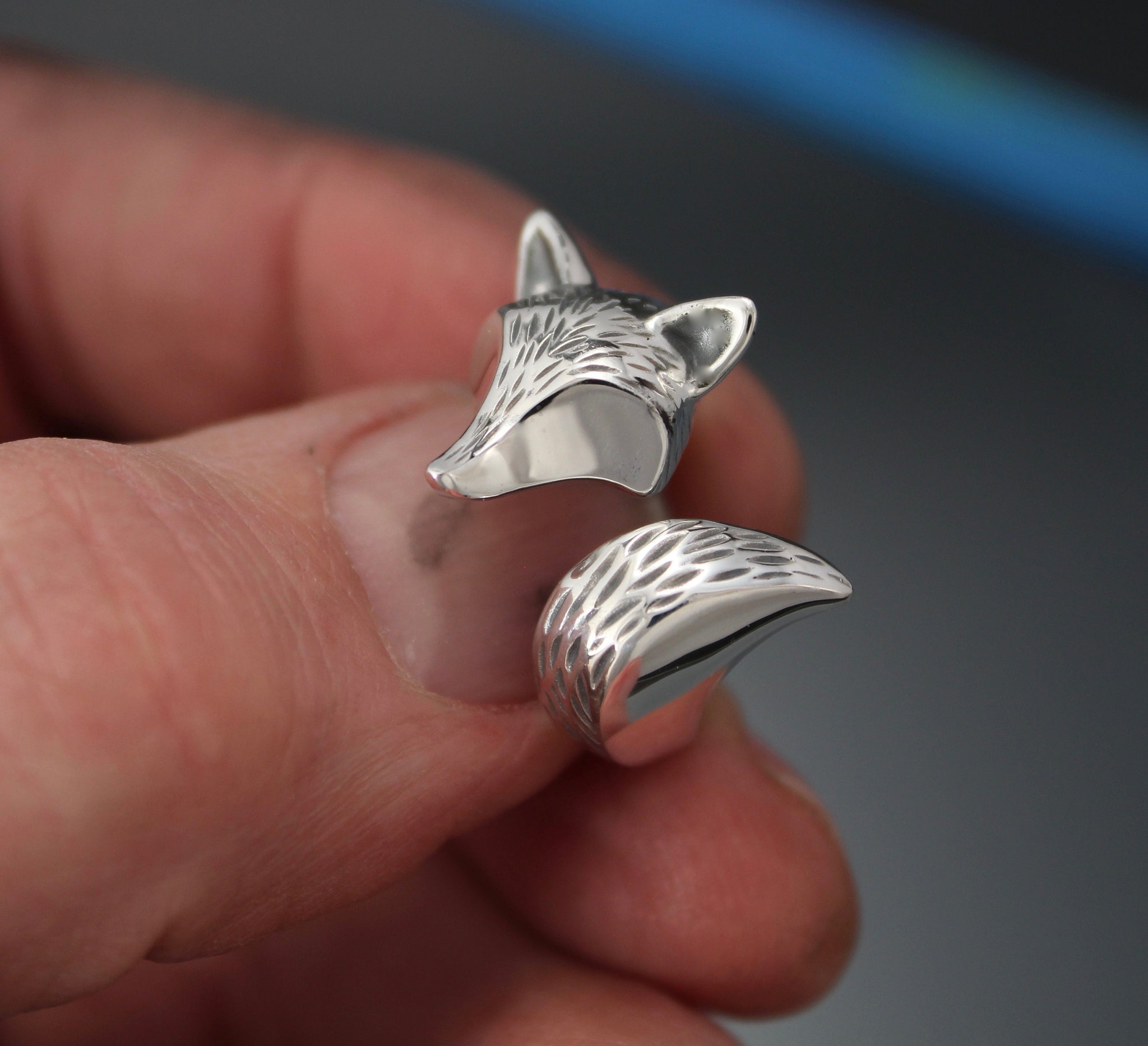 furred fox,   adjustable, silver