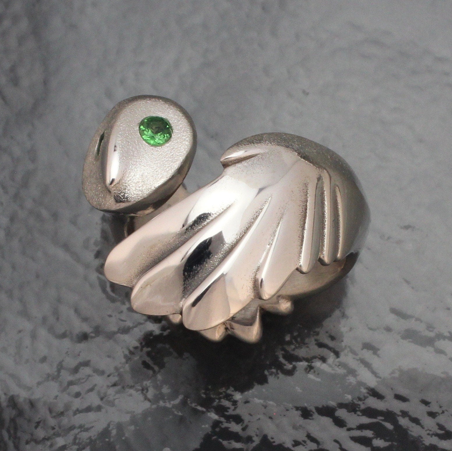 owl ring .  colored stone eyes