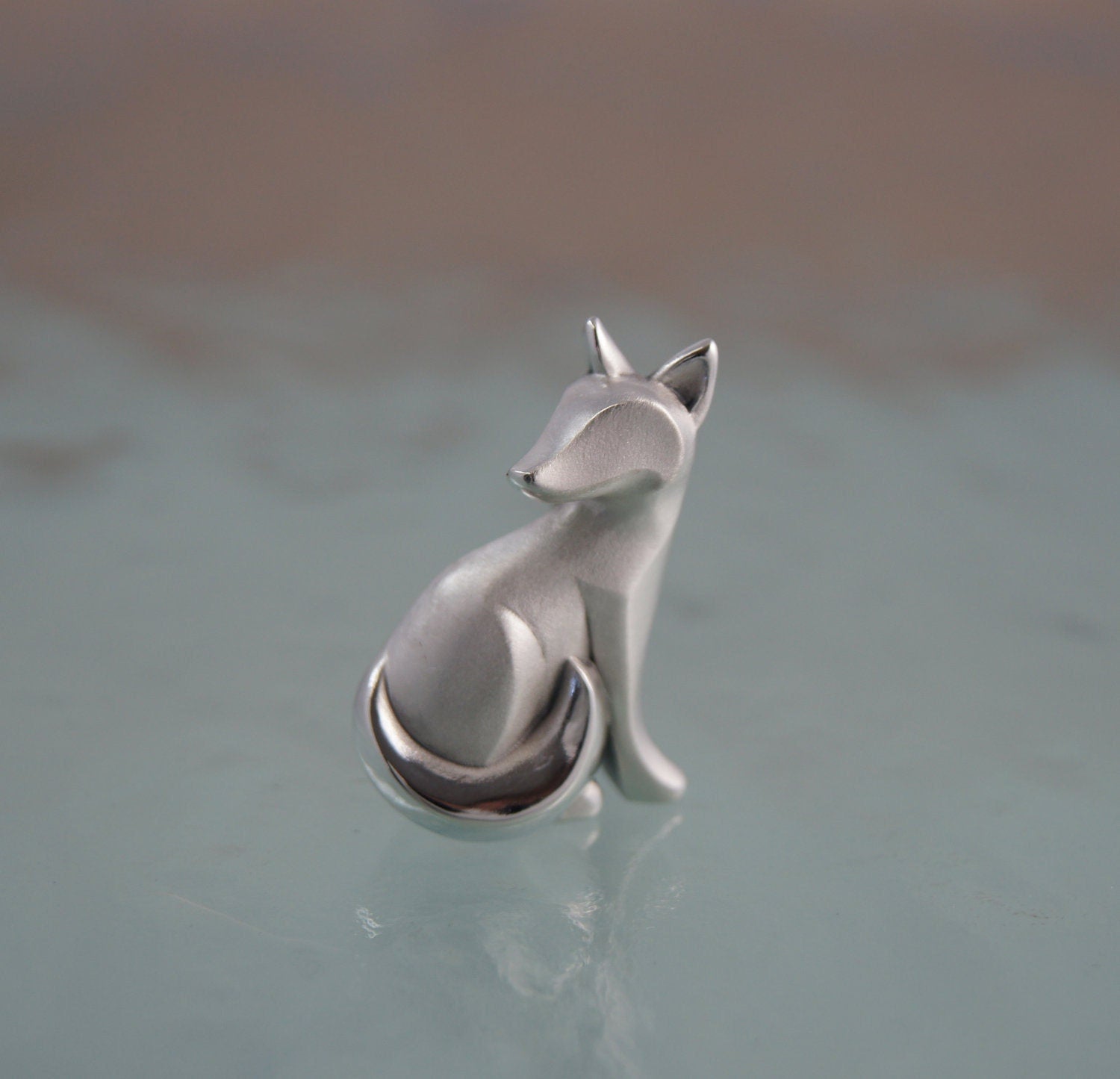 sitting  silver  kit fox pendant , SATIN FINISH