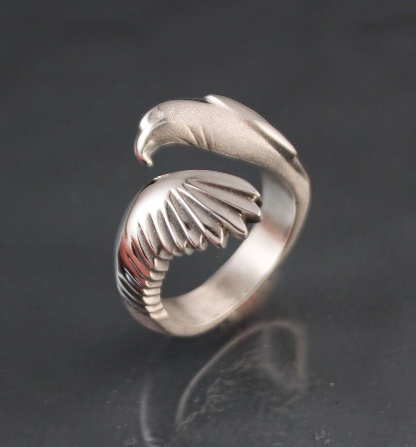 buzzard hawk.  ring,  silver